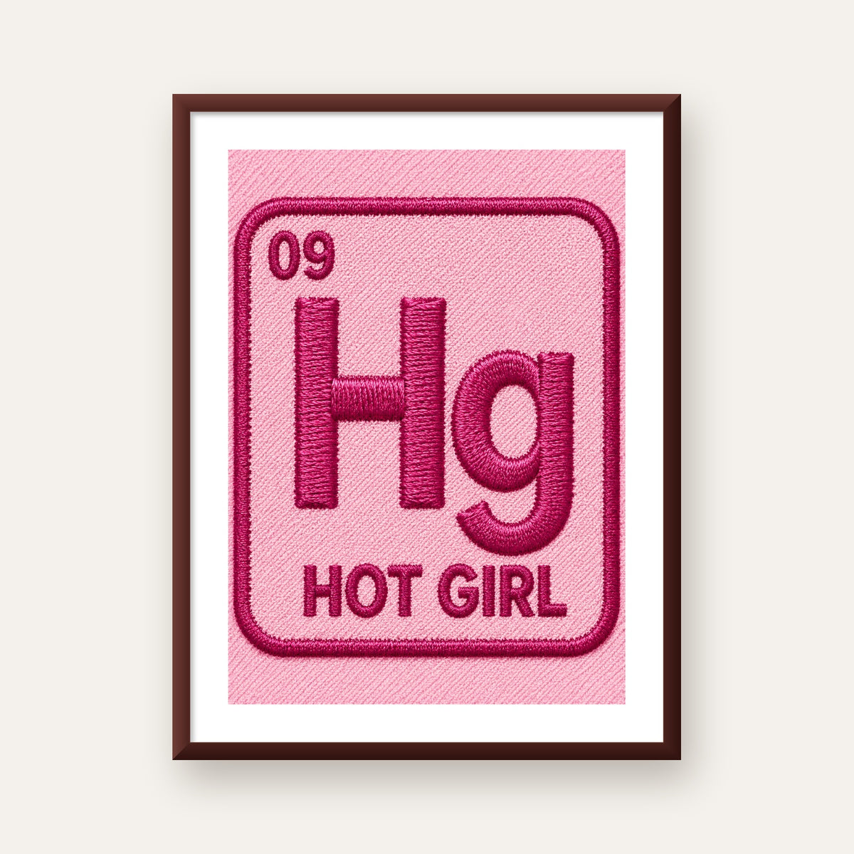 HG — Hot Girl — ceviz çerçeveli paspartulu
