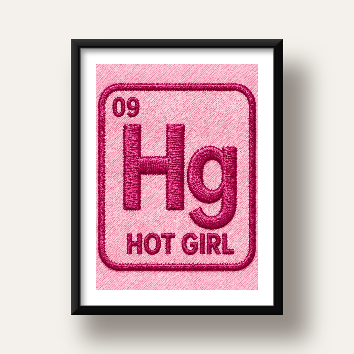 HG — Hot Girl — siyah derin çerçeveli paspartulu