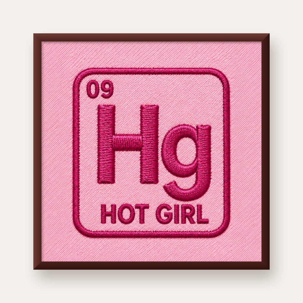 HG — Hot Girl — ceviz çerçeveli
