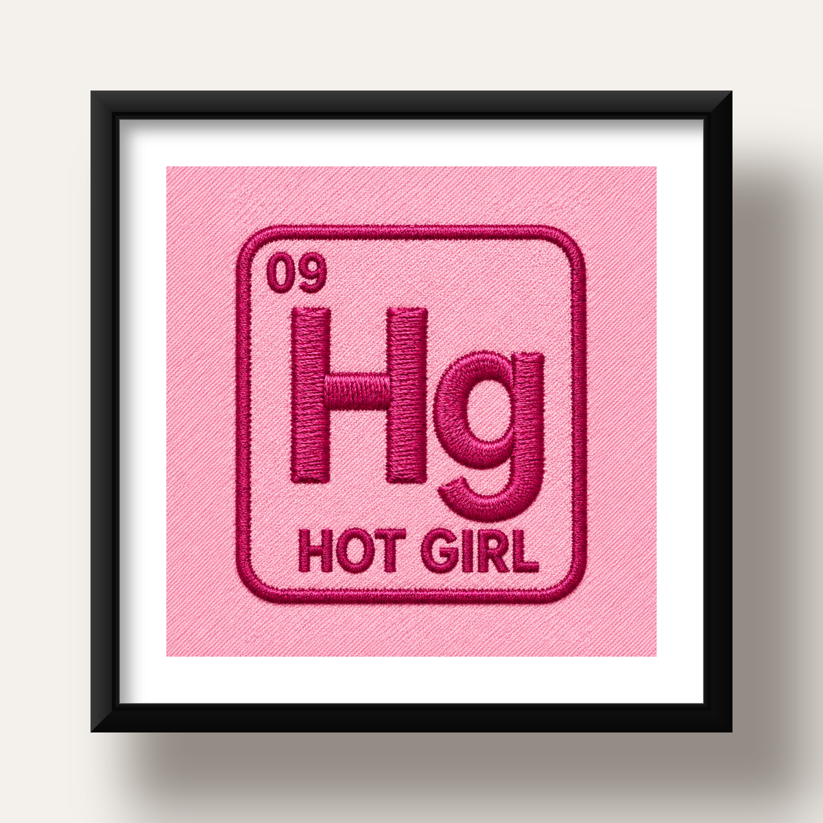 HG — Hot Girl — siyah derin çerçeveli paspartulu