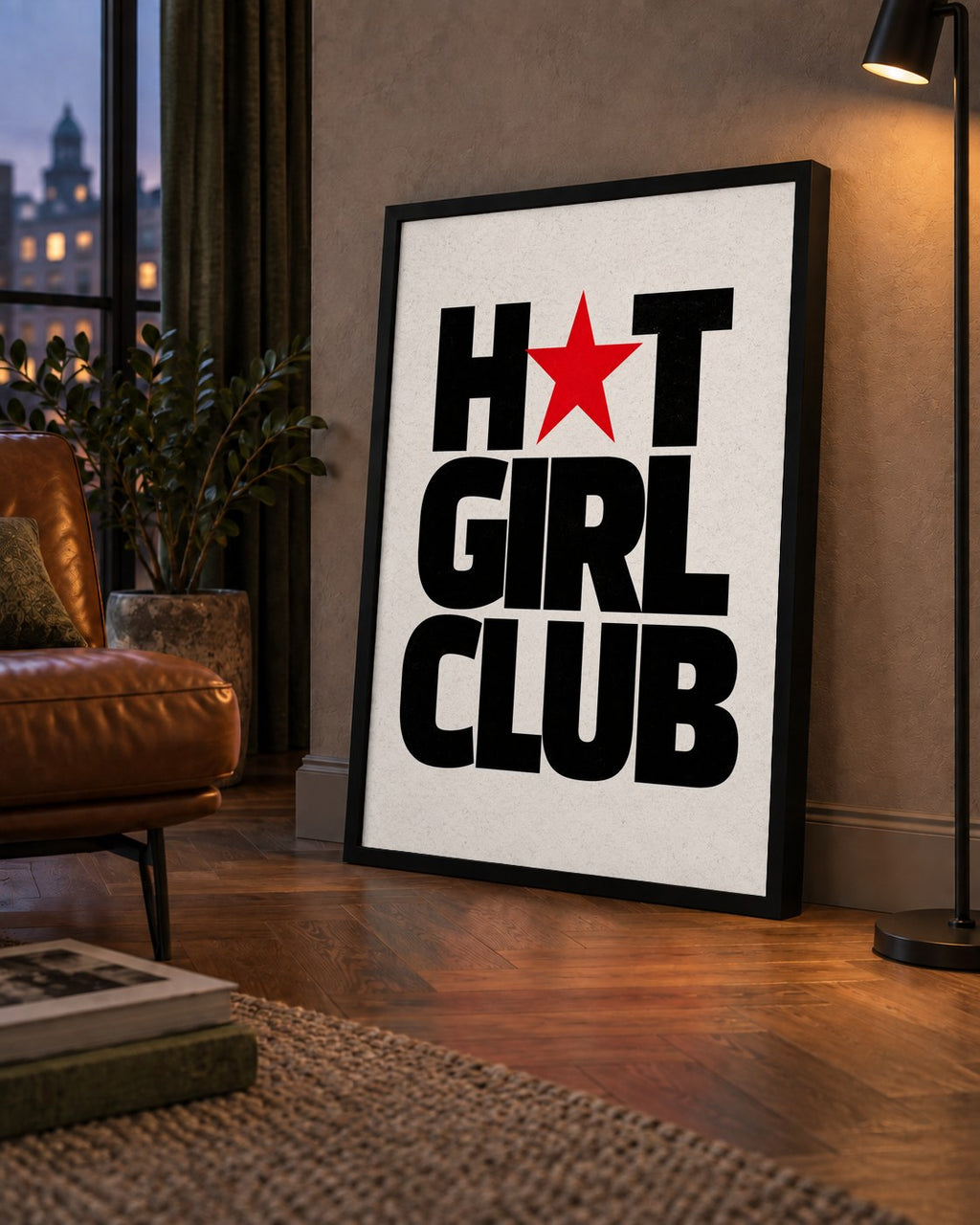 HOT GIRL CLUB Tipografi ve Yıldız Detaylı Poster — çerçeveli hâliyle bir ev duvarında
