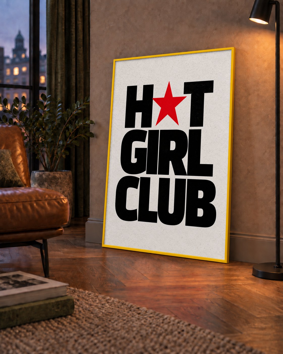 HOT GIRL CLUB Tipografi ve Yıldız Detaylı Poster — çerçeveli hâliyle bir ev duvarında