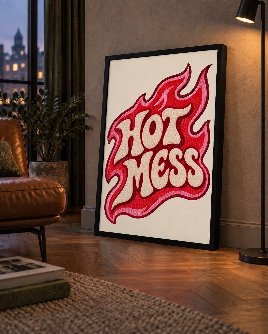 Hot Mess — çerçeveli hâliyle bir ev duvarında