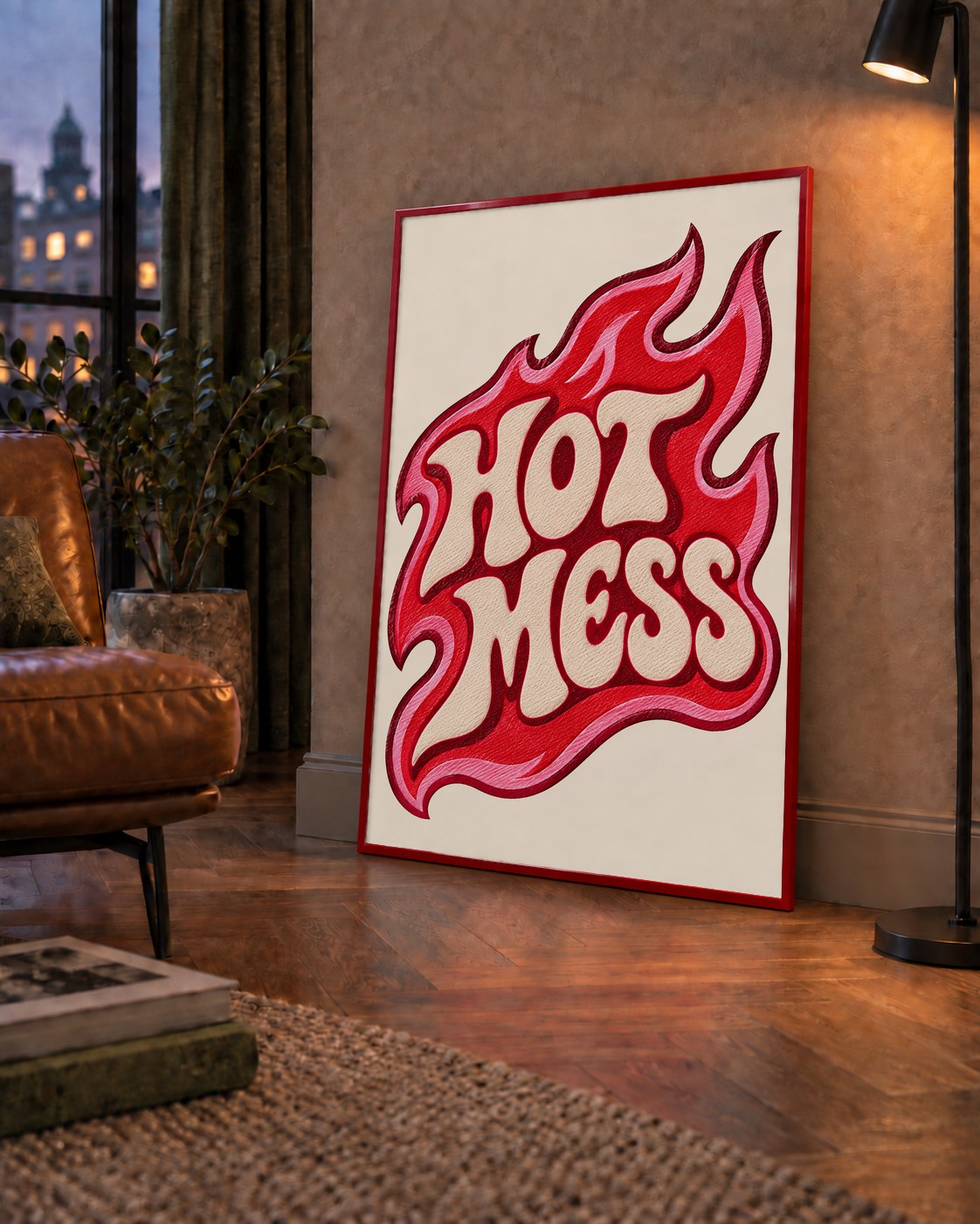 Hot Mess — çerçeveli hâliyle bir ev duvarında