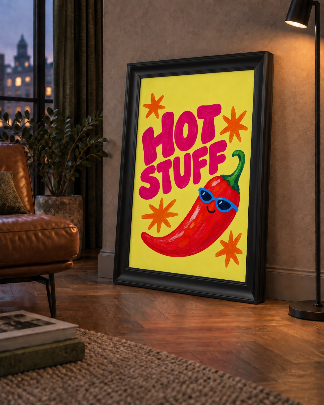 Hot Stuff Gözlüklü Biber Poster – Renkli ve Eğlenceli Duvar Dekoru — çerçeveli hâliyle bir ev duvarında