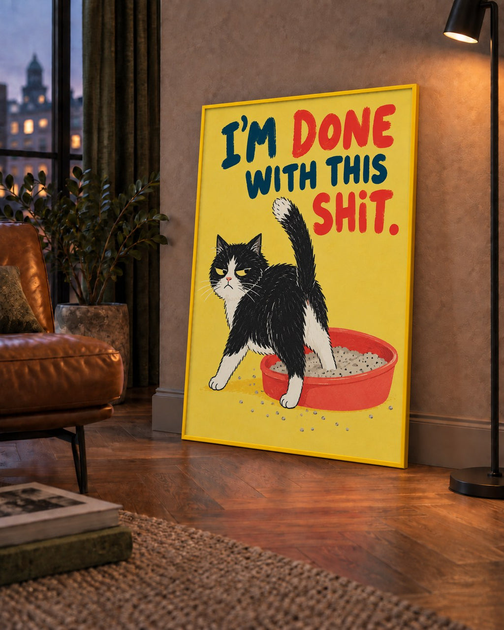 I'm Done With This Shit – Siyah Beyaz Kedi — çerçeveli hâliyle bir ev duvarında