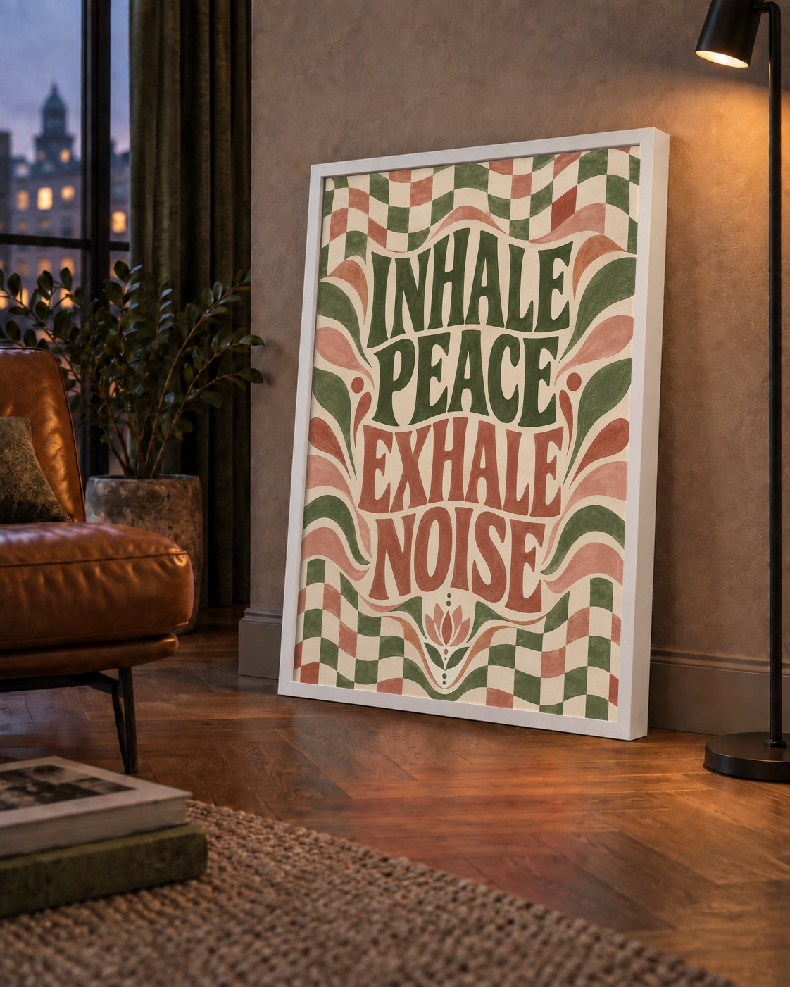 Inhale Peace, Exhale Noise Retro Damalı Yoga Poster — çerçeveli hâliyle bir ev duvarında