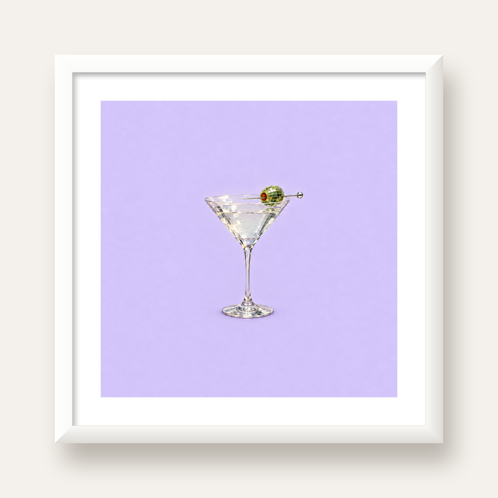 Işıltılı Martini: Modern Disco Stili Poster Baskı — beyaz çerçeveli kare poster