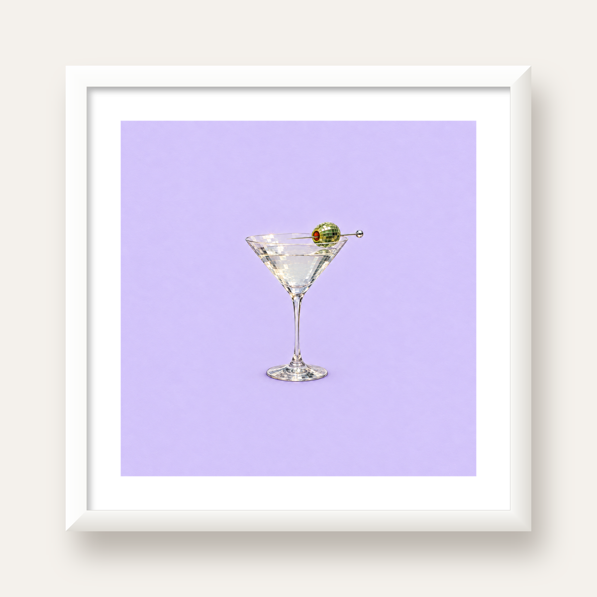 Işıltılı Martini: Modern Disco Stili Poster Baskı — beyaz çerçeveli kare poster