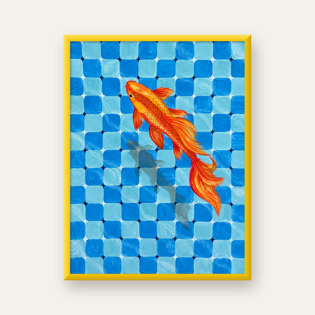 Turuncu Japon Balığı & Mozaik Zemin Poster – Modern Sanat Baskı — sarı çerçeveli