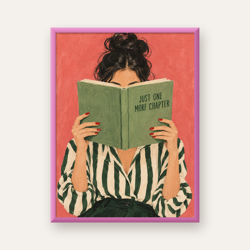 Kitap Okuyan Kadın İllüstrasyonlu Poster – Just One More Chapter — pembe çerçeveli