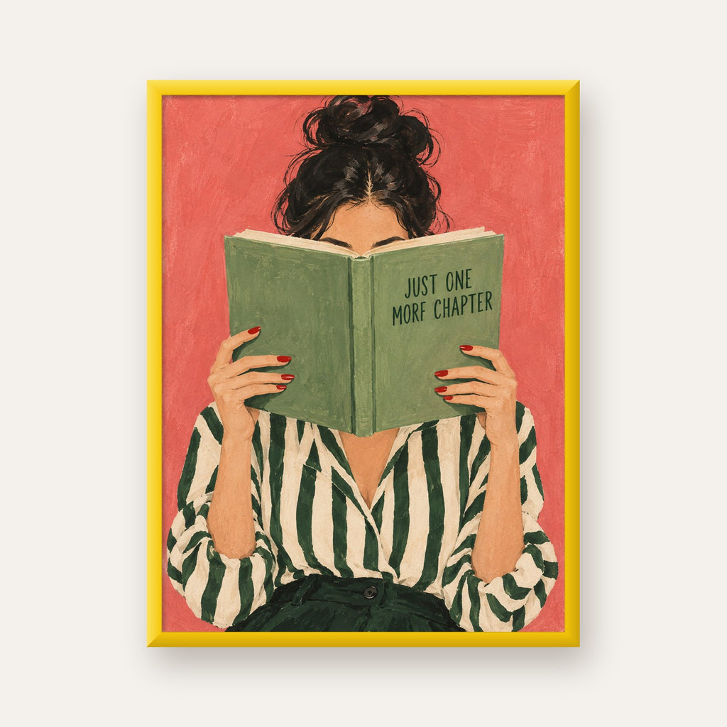 Kitap Okuyan Kadın İllüstrasyonlu Poster – Just One More Chapter — sarı çerçeveli