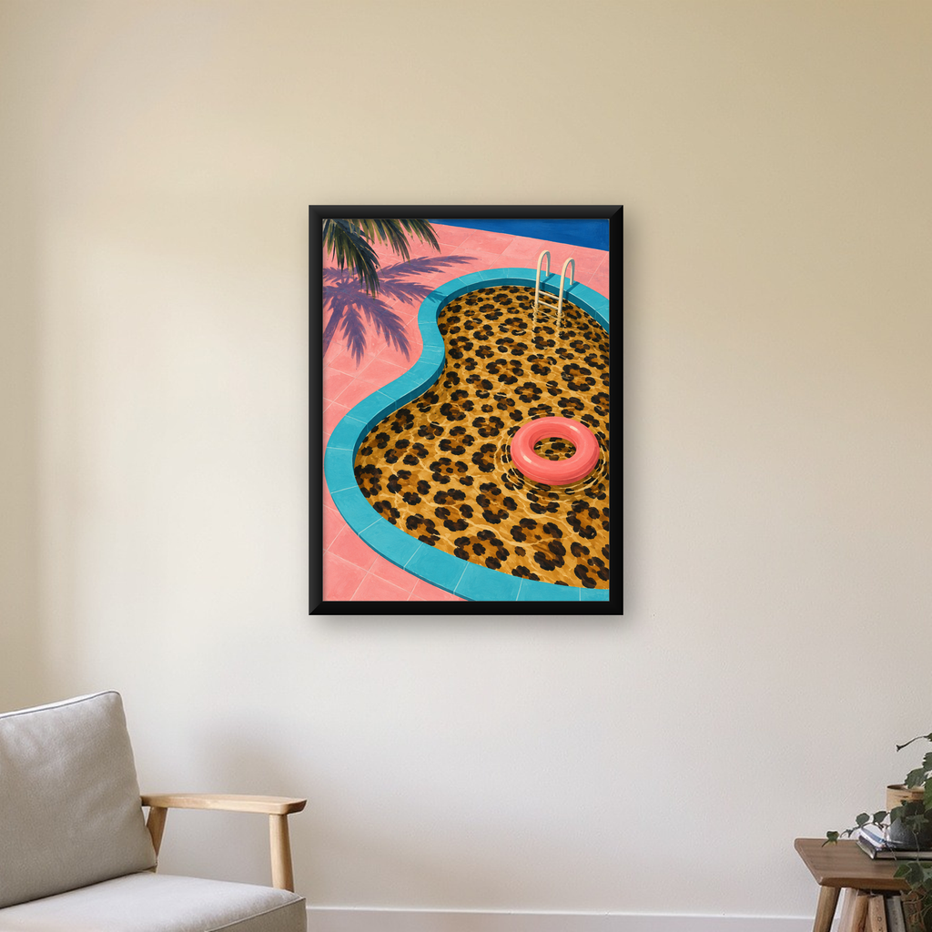 Leopar Desenli Havuz İllüstrasyonu Modern Poster — Dikey baskı, çerçeveli hâliyle bir ev duvarında