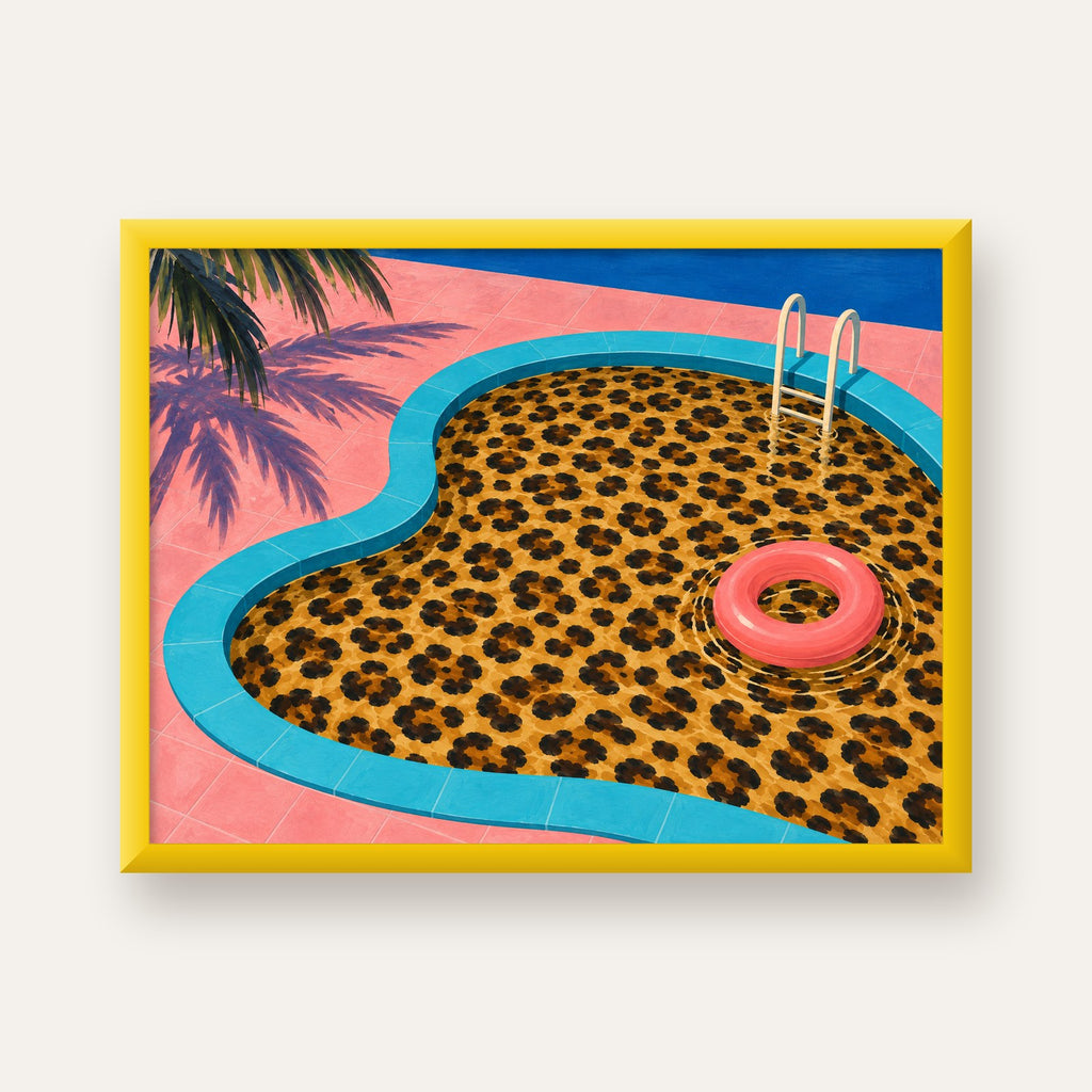 Leopar Desenli Havuz İllüstrasyonu Modern Poster — sarı çerçeveli