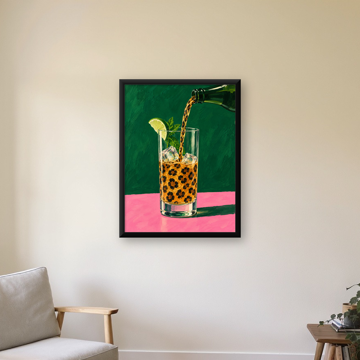 Leopar Desenli Limonlu İçecek Poster – Canlı Akrilik Sanat — Dikey baskı, çerçeveli hâliyle bir ev duvarında