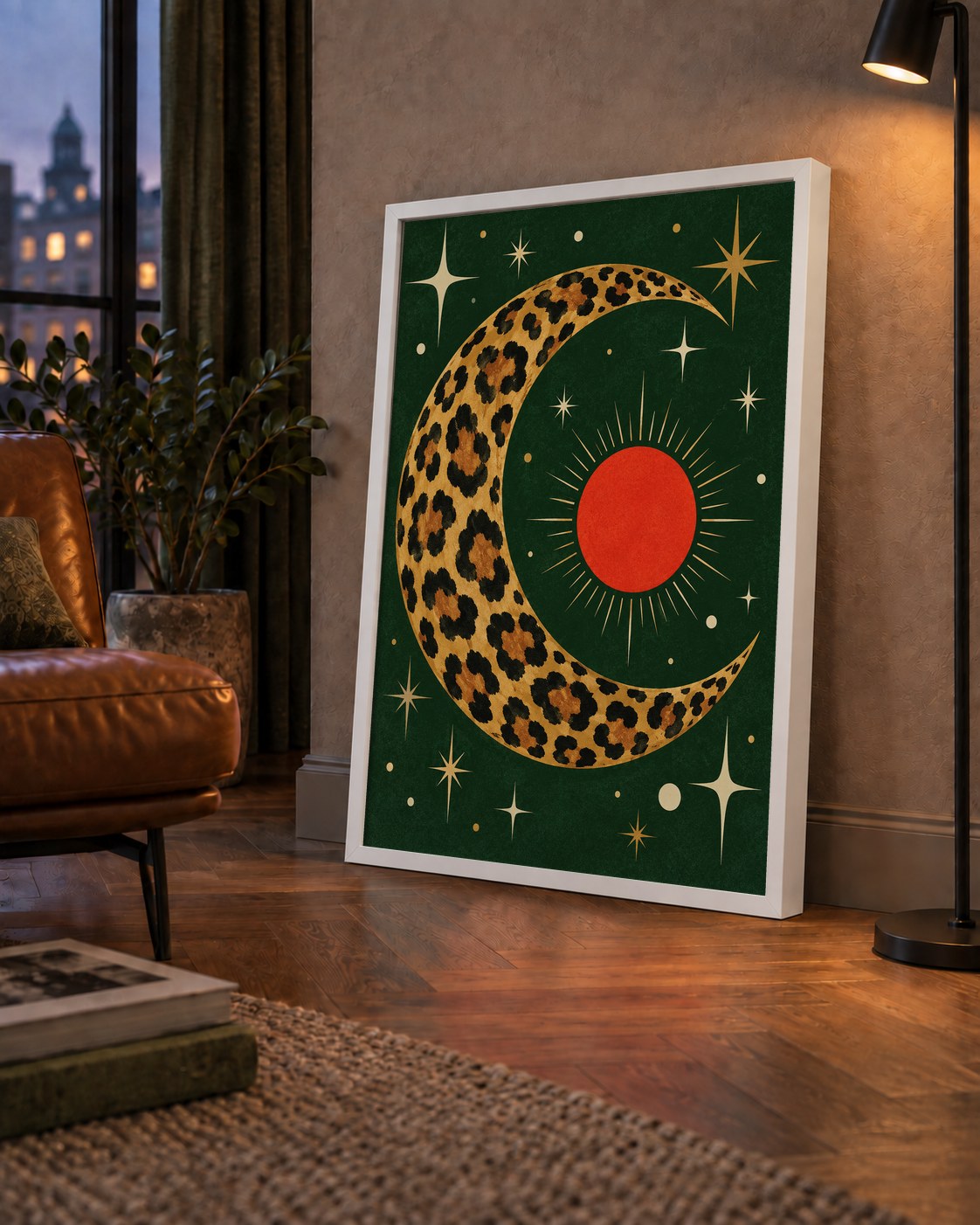 Leopar Desenli Hilal Ay ve Güneş Retro Poster — çerçeveli hâliyle bir ev duvarında