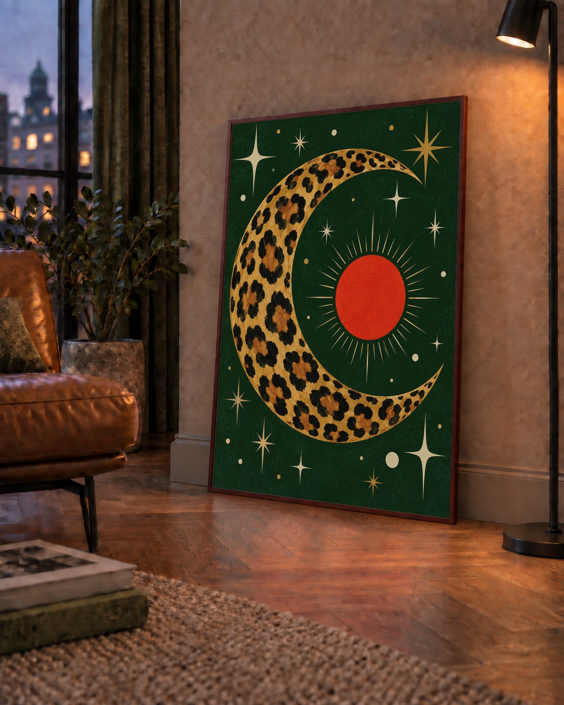 Leopar Desenli Hilal Ay ve Güneş Retro Poster — çerçeveli hâliyle bir ev duvarında
