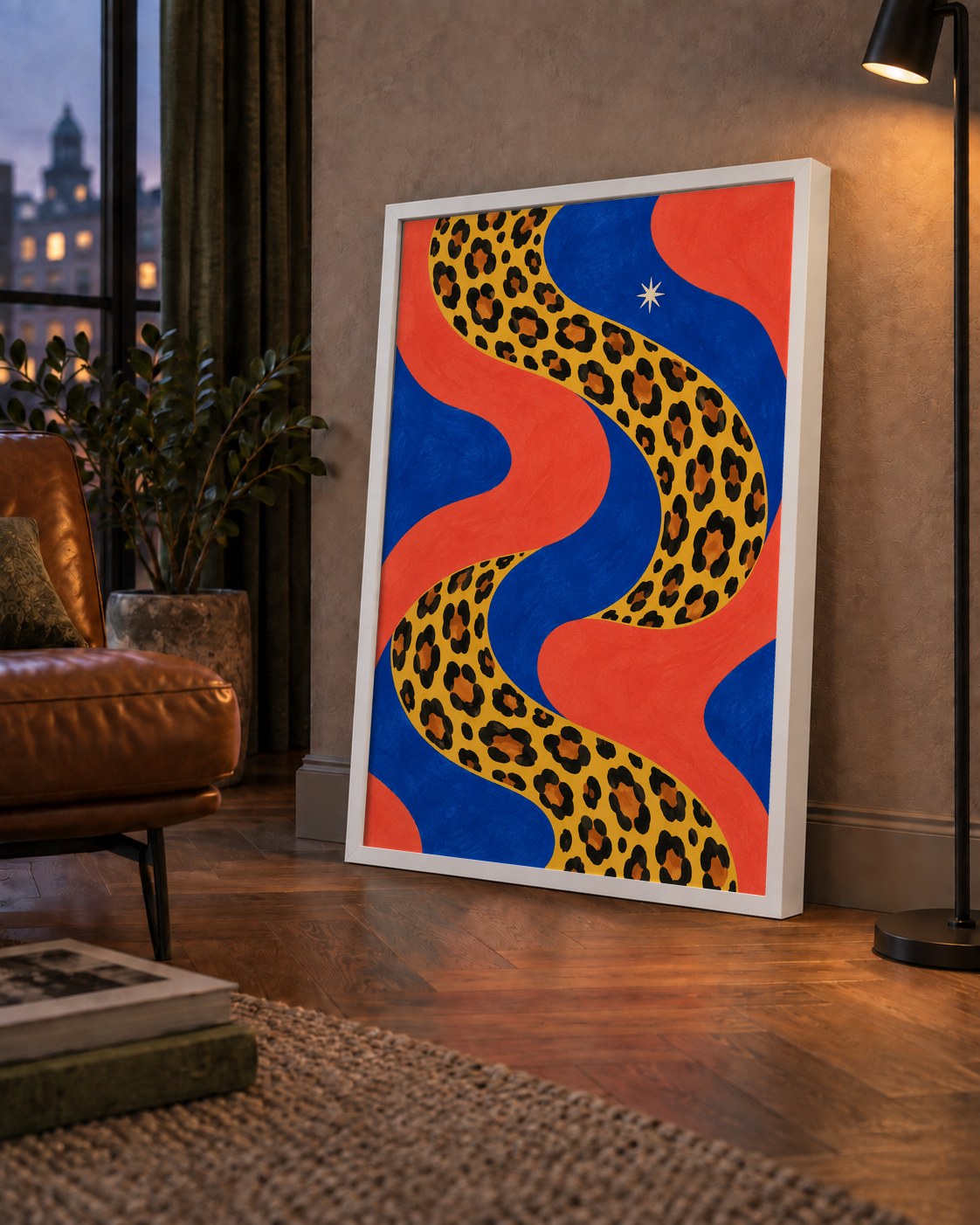 Leopar Desenli Abstrakt Yol Poster – Canlı Renkli Modern Sanat — çerçeveli hâliyle bir ev duvarında