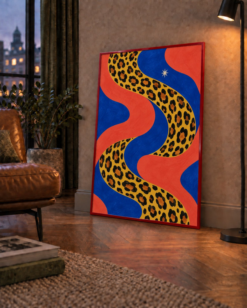 Leopar Desenli Abstrakt Yol Poster – Canlı Renkli Modern Sanat — çerçeveli hâliyle bir ev duvarında