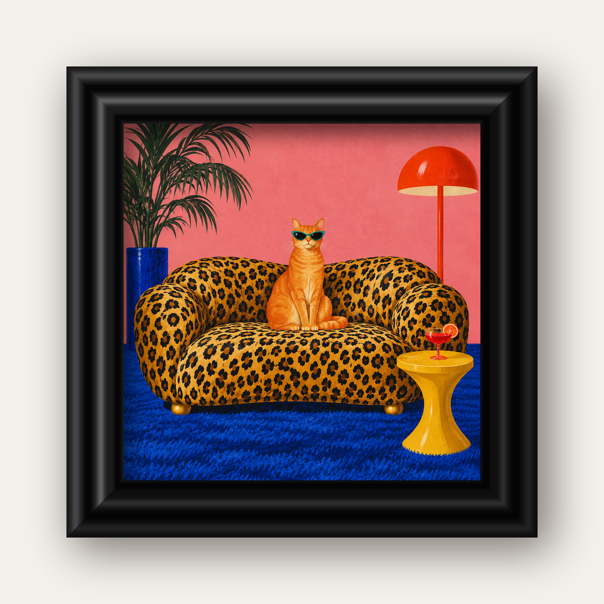 Leopar Koltukta Turkuaz Gözlü Turuncu Kedi Retro Poster — siyah galeri çerçeveli