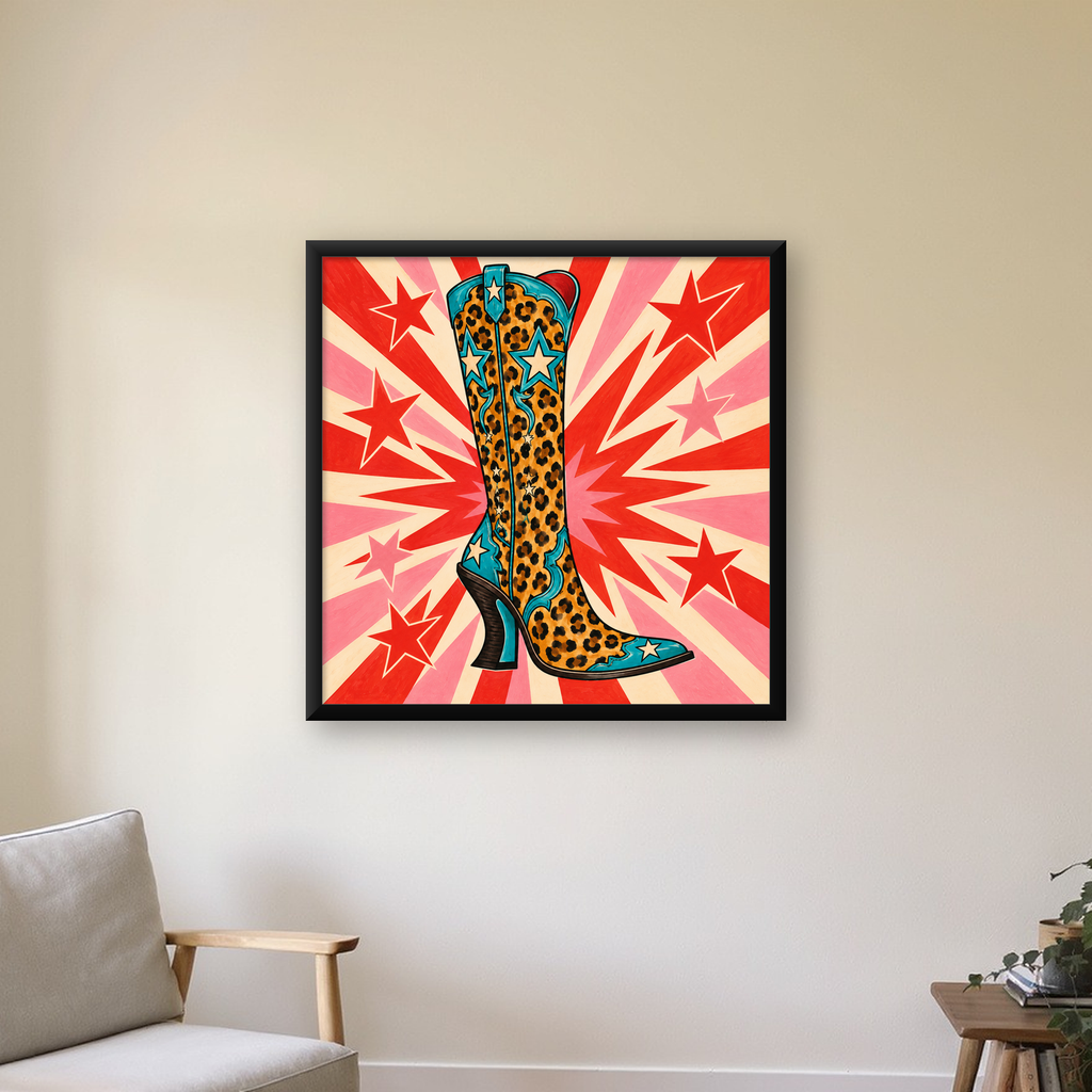 Leopar Desenli Kovboy Botu Poster – Renkli Pop Art Duvar Dekoru — Kare baskı, çerçeveli hâliyle bir ev duvarında