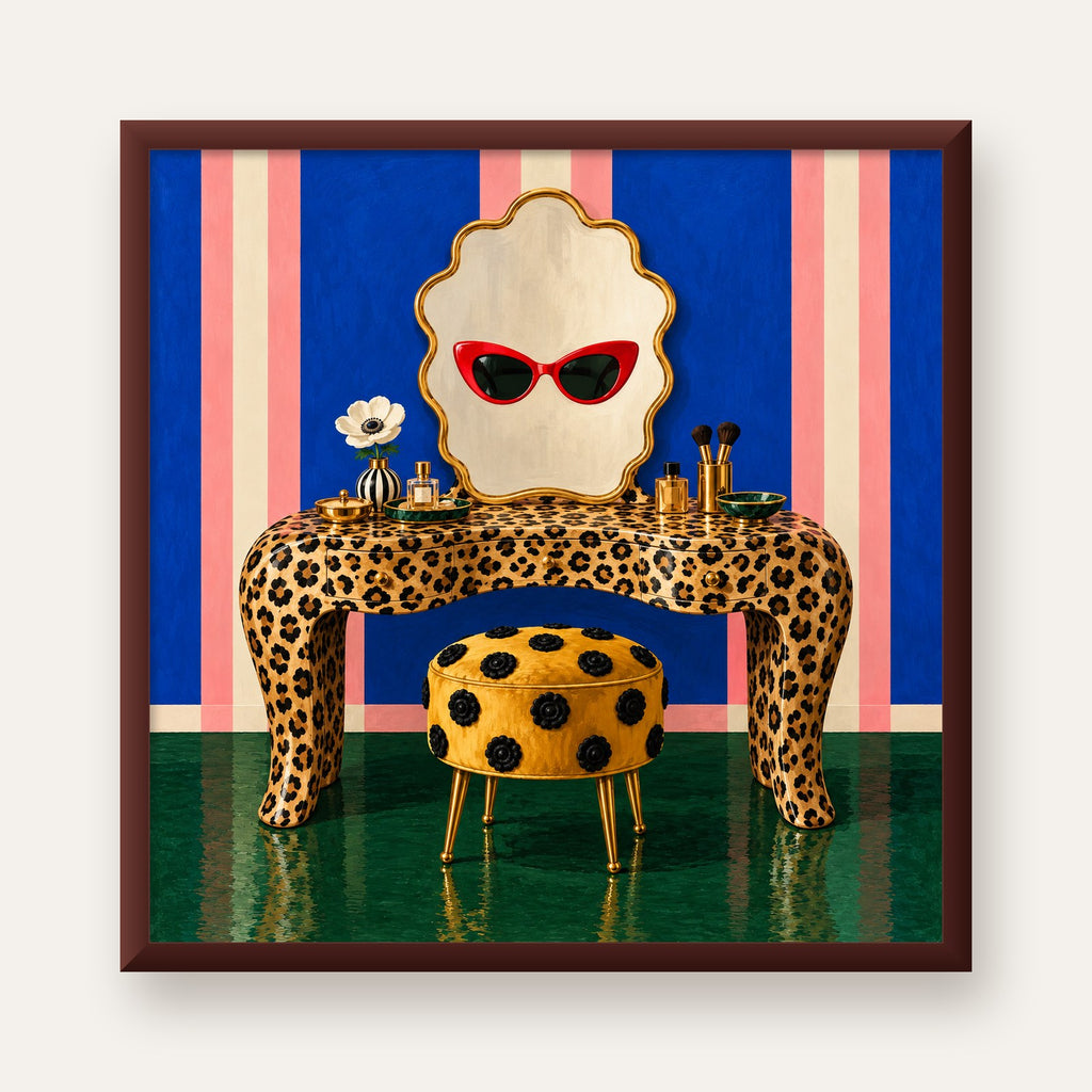 Leopar Desenli Makyaj Masası Poster – Modern ve Havalı Dekor — ceviz çerçeveli