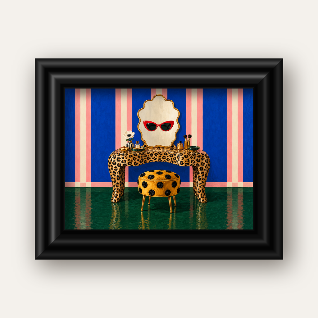 Leopar Desenli Makyaj Masası Poster – Modern ve Havalı Dekor — siyah galeri çerçeveli