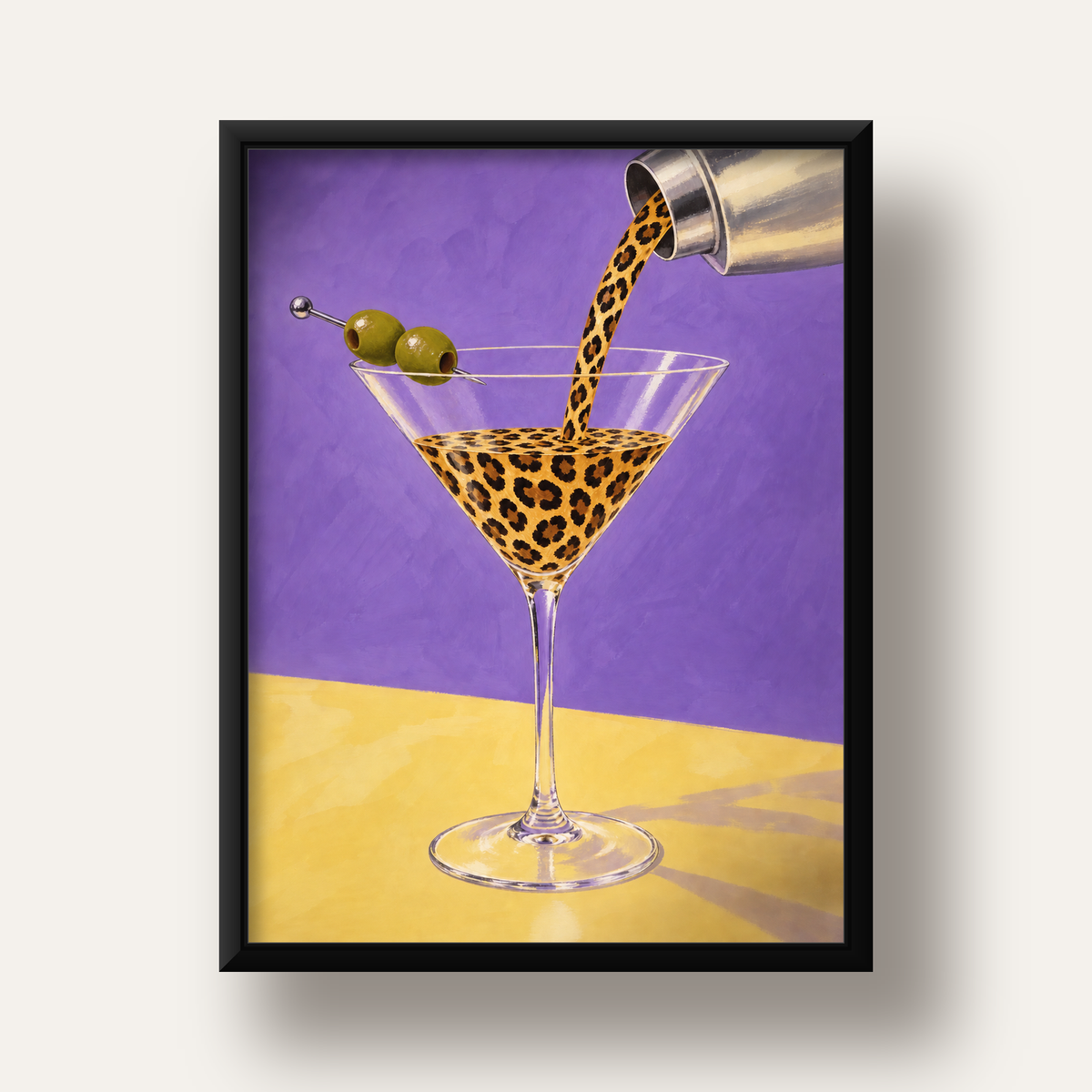 Leopar Desenli Martini Kokteyl Poster – Modern Renkli Duvar Sanatı — siyah derin çerçeveli