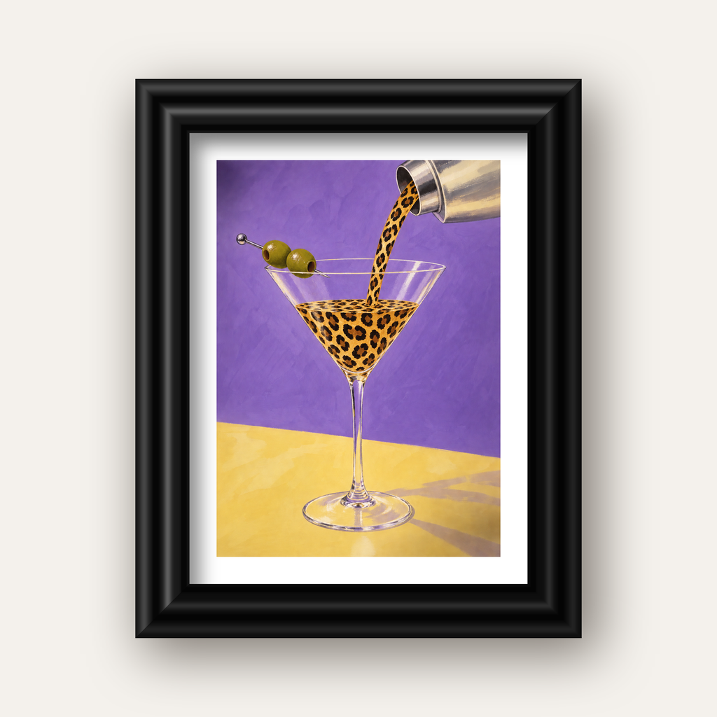 Leopar Desenli Martini Kokteyl Poster – Modern Renkli Duvar Sanatı — siyah galeri çerçeveli paspartulu