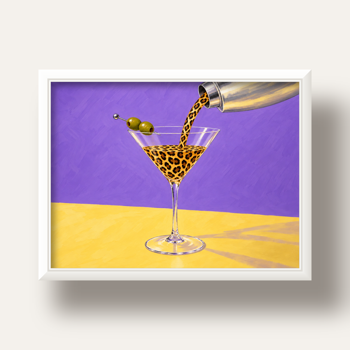 Leopar Desenli Martini Kokteyl Poster – Modern Renkli Duvar Sanatı — beyaz derin çerçeveli