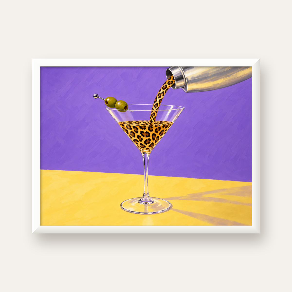 Leopar Desenli Martini Kokteyl Poster – Modern Renkli Duvar Sanatı — beyaz çerçeveli yatay poster