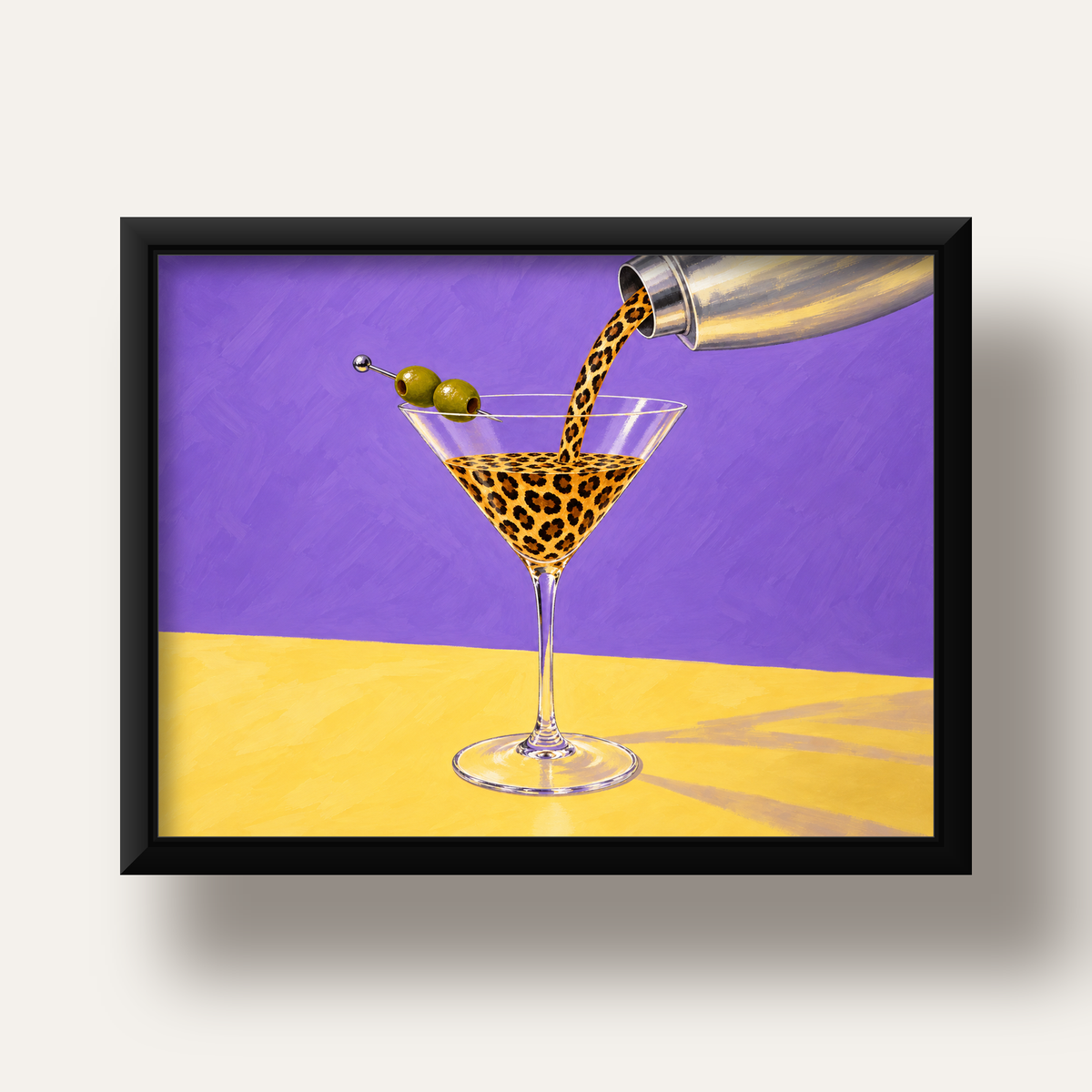 Leopar Desenli Martini Kokteyl Poster – Modern Renkli Duvar Sanatı — siyah derin çerçeveli
