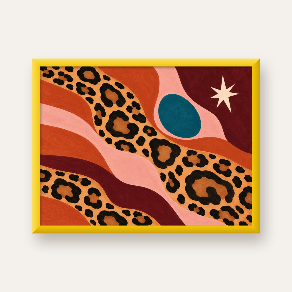 Modern Leopar Deseni ve Soyut Formlar Poster Baskısı — sarı çerçeveli
