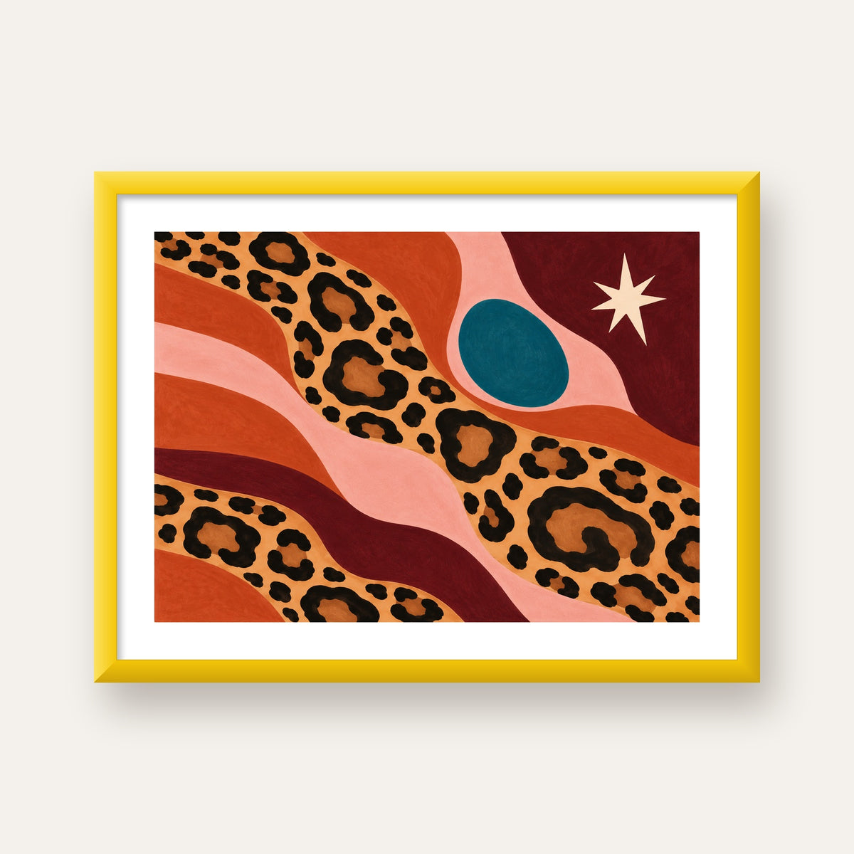 Modern Leopar Deseni ve Soyut Formlar Poster Baskısı — sarı çerçeveli paspartulu