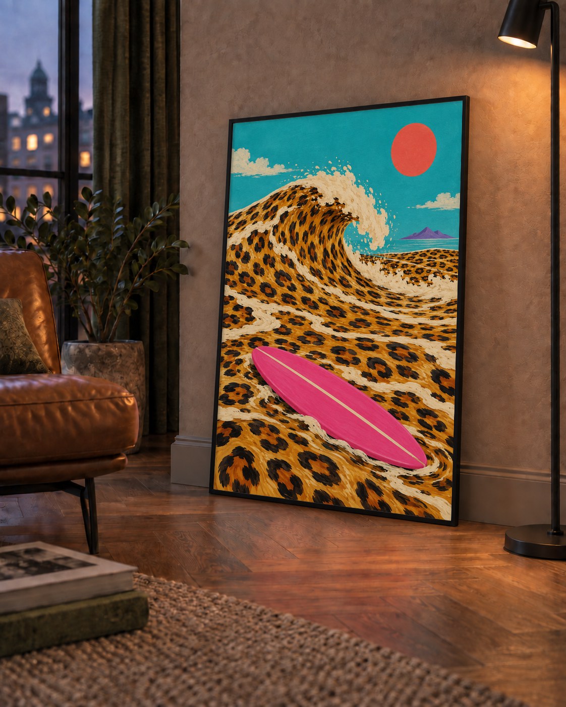 Leopar Desenli Dalga ve Pembe Sörf Poster Dijital Baskı — çerçeveli hâliyle bir ev duvarında