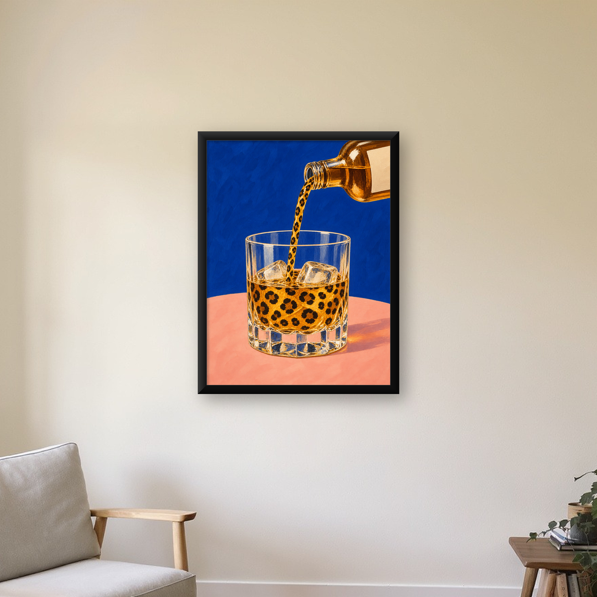 Leopar Desenli İçki Posteri – Modern Yağlı Boya Bar Sanatı — Dikey baskı, çerçeveli hâliyle bir ev duvarında