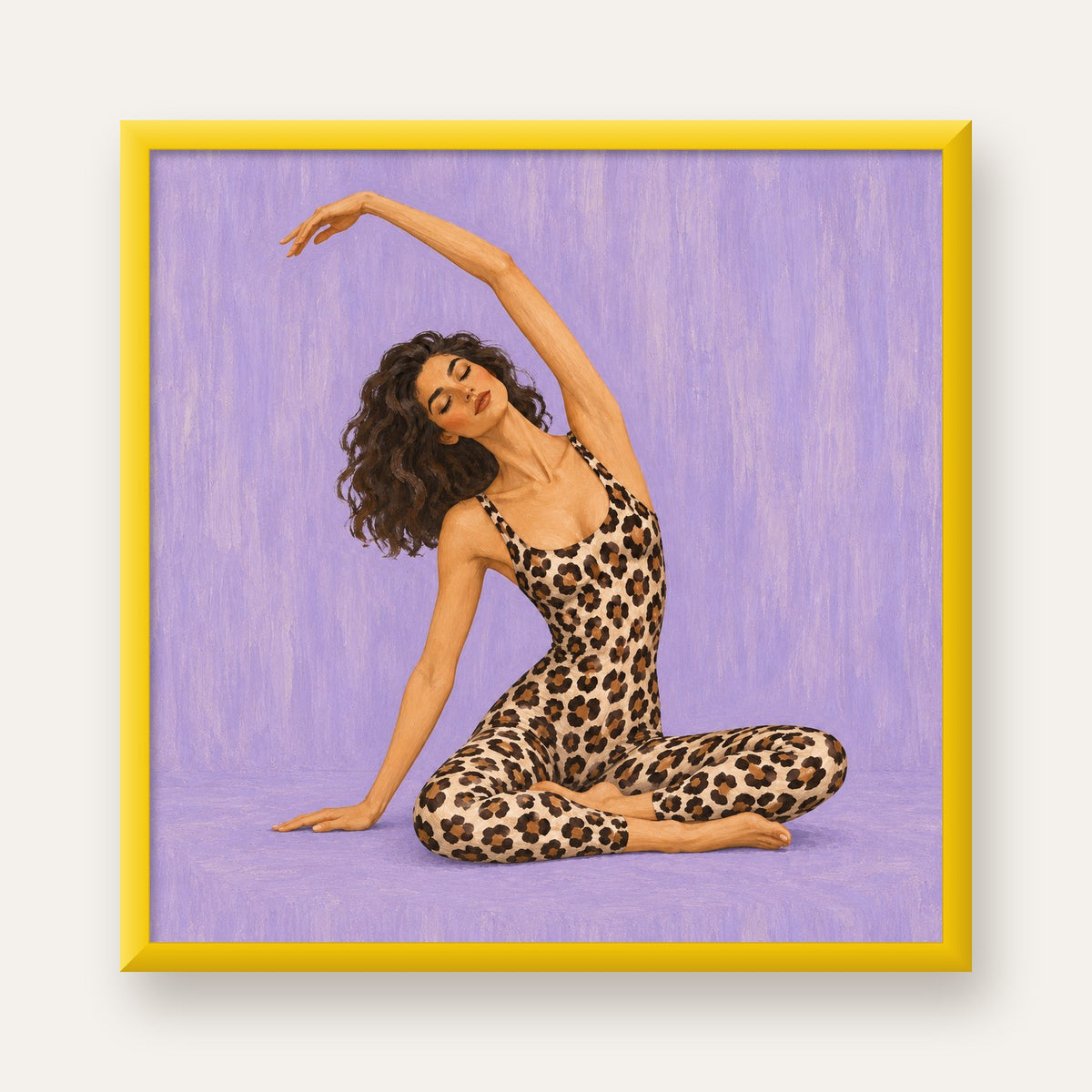 Lila Leopar Desenli Yoga Yapan Kadın Poster — sarı çerçeveli