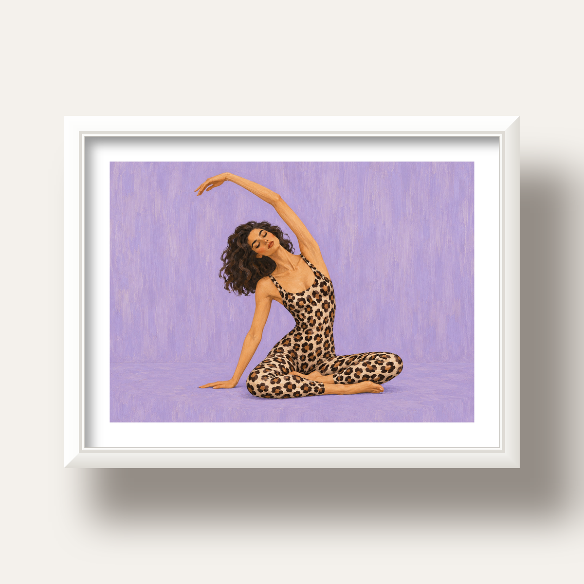 Lila Leopar Desenli Yoga Yapan Kadın Poster — beyaz derin çerçeveli paspartulu