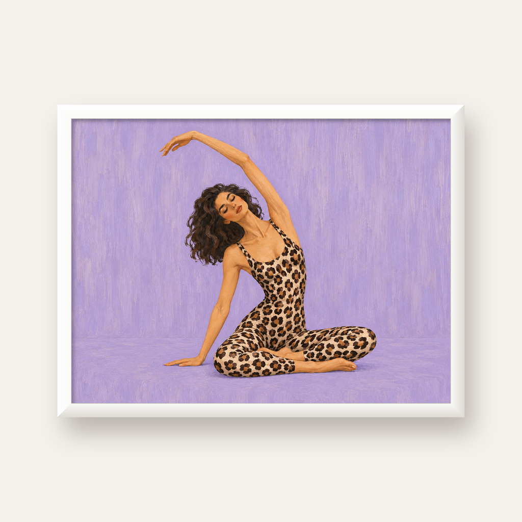 Lila Leopar Desenli Yoga Yapan Kadın Poster — beyaz çerçeveli yatay poster