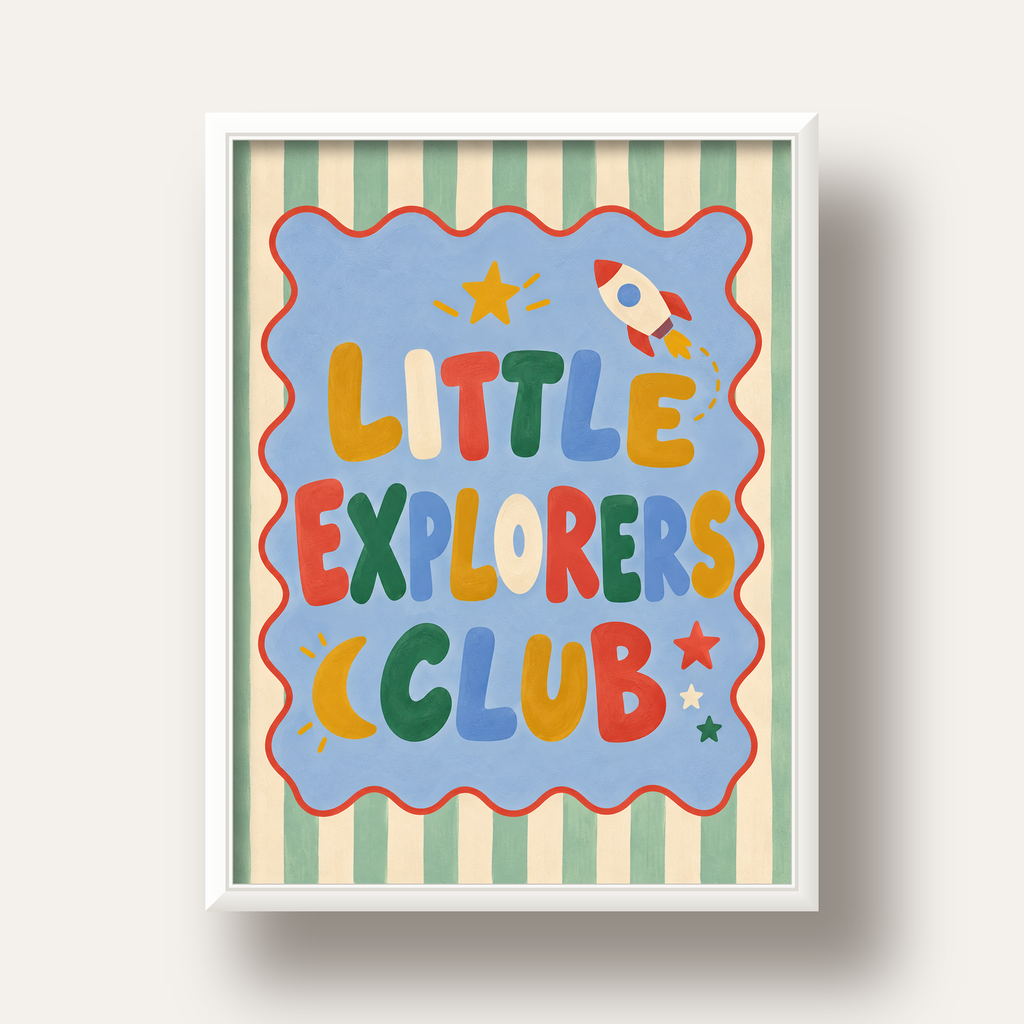 Little Explorers Club — beyaz derin çerçeveli