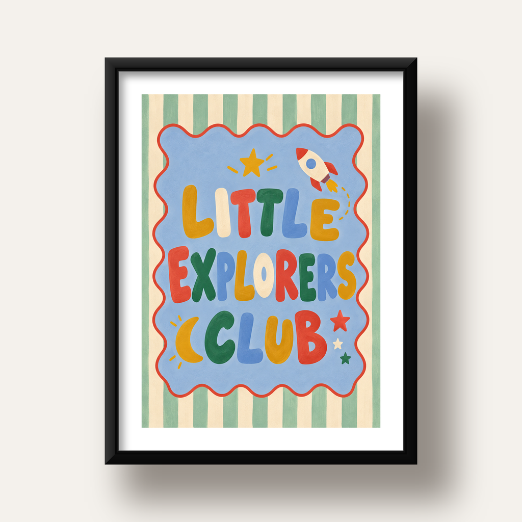 Little Explorers Club — siyah derin çerçeveli paspartulu