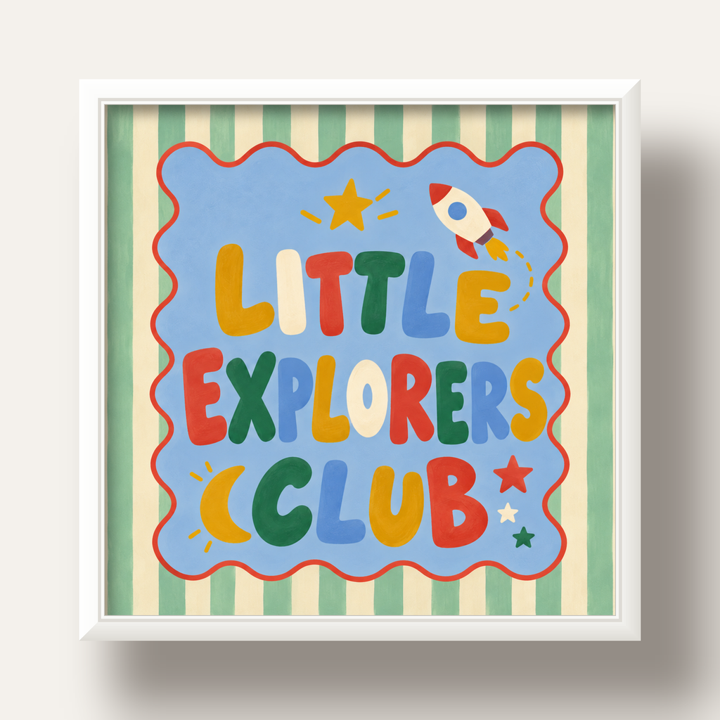Little Explorers Club — beyaz derin çerçeveli