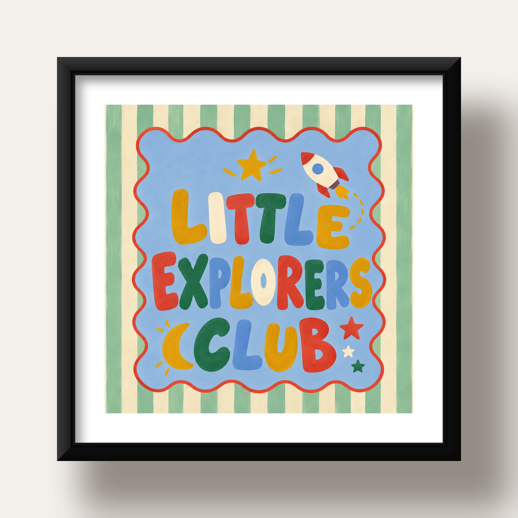 Little Explorers Club — siyah derin çerçeveli paspartulu