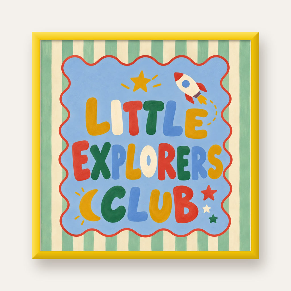 Little Explorers Club — sarı çerçeveli