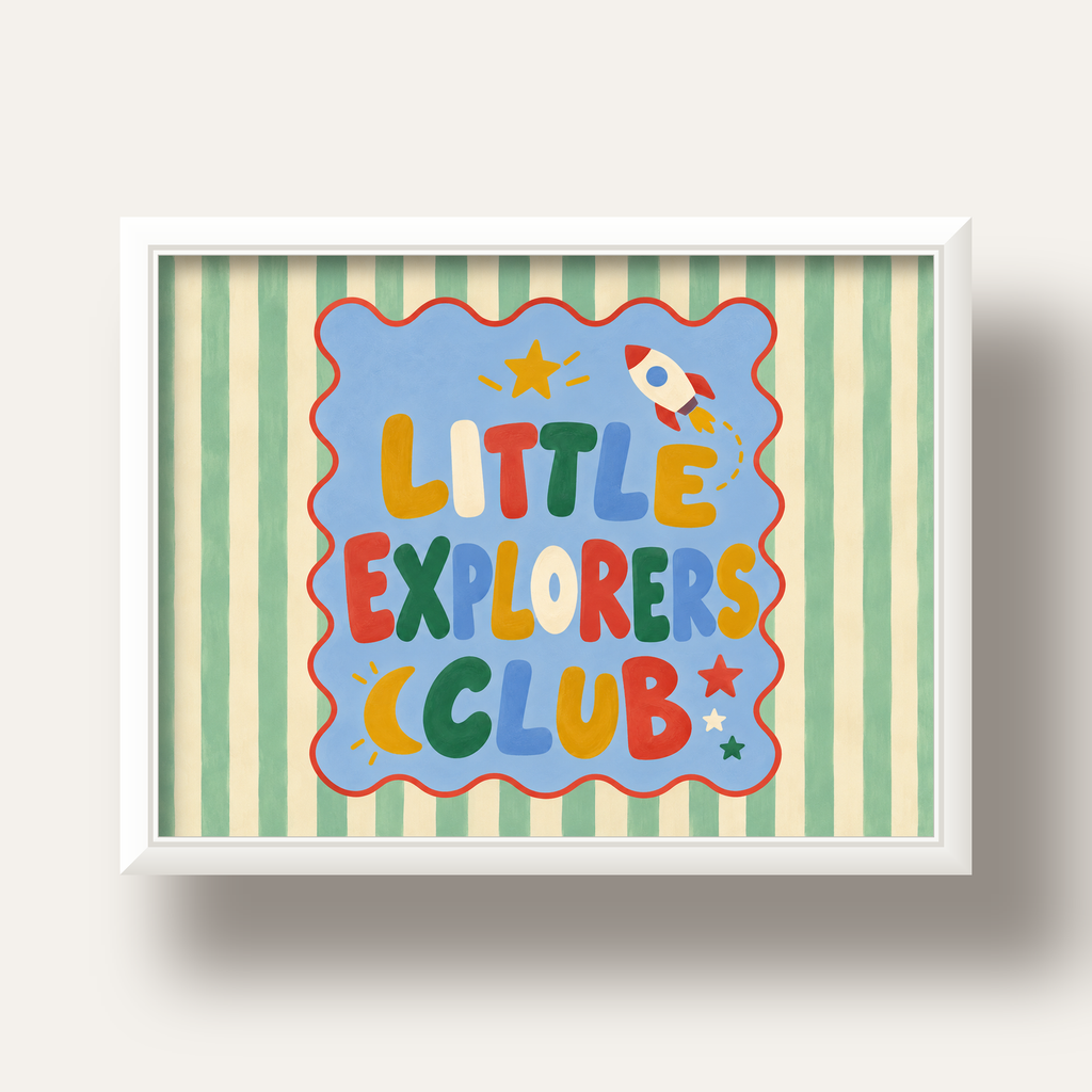 Little Explorers Club — beyaz derin çerçeveli