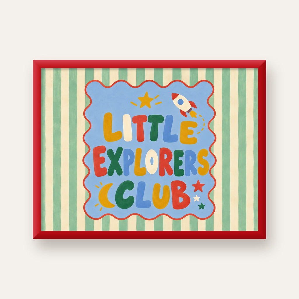 Little Explorers Club — kırmızı çerçeveli