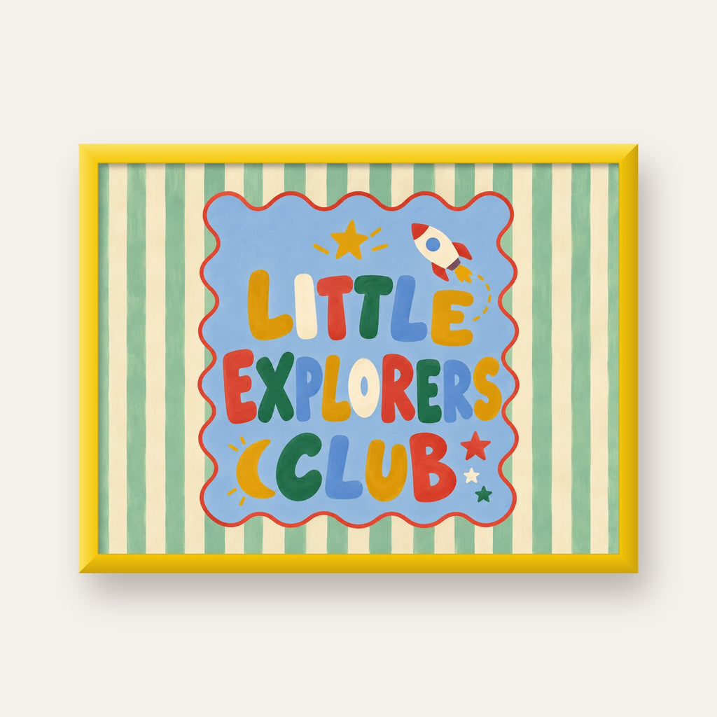 Little Explorers Club — sarı çerçeveli