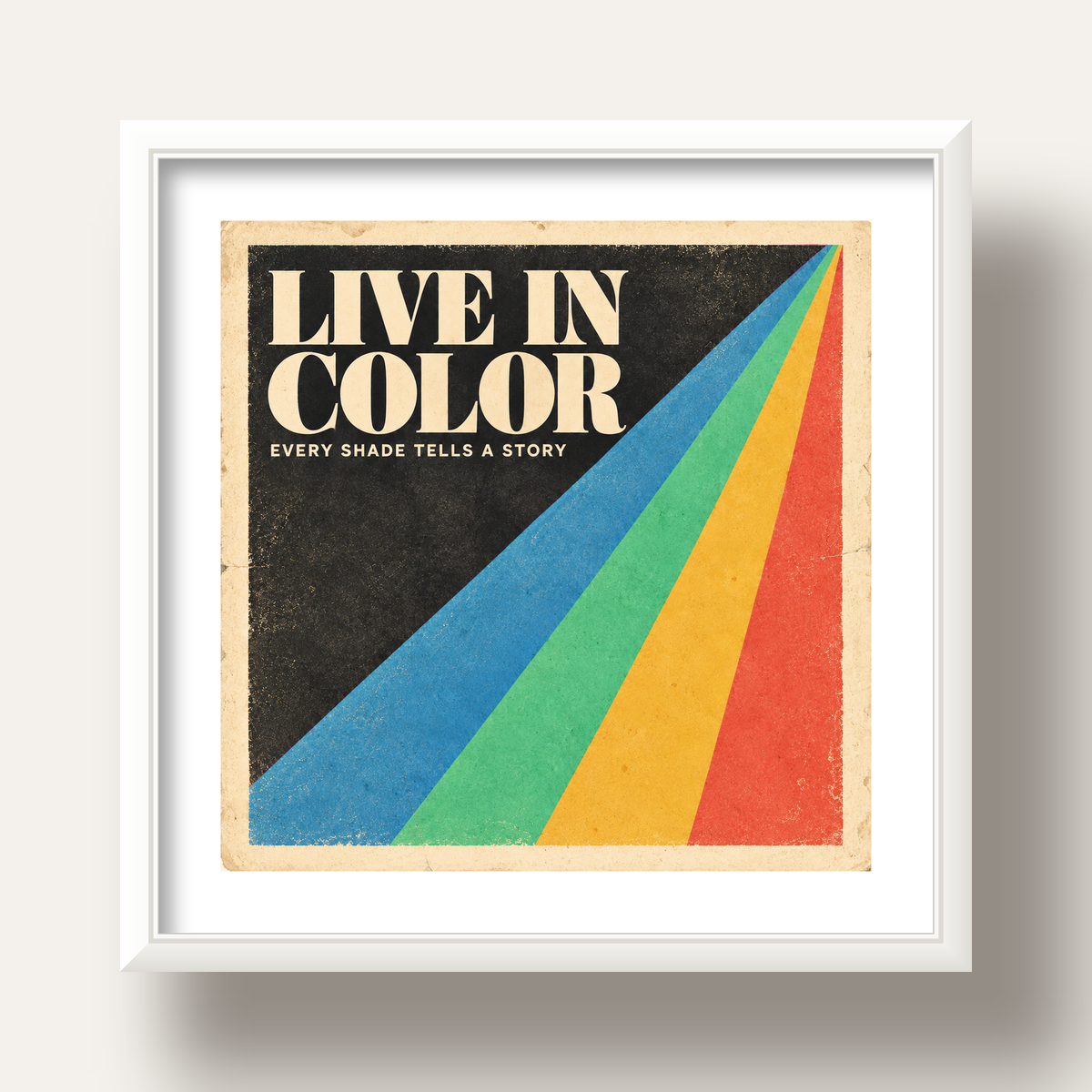 Retro Renkli Geometrik 'Live In Color' Poster Baskısı — beyaz derin çerçeveli paspartulu