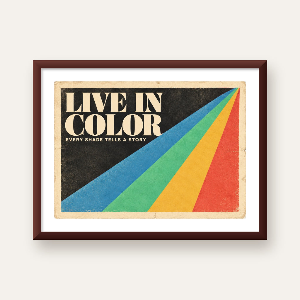 Retro Renkli Geometrik 'Live In Color' Poster Baskısı — ceviz çerçeveli paspartulu