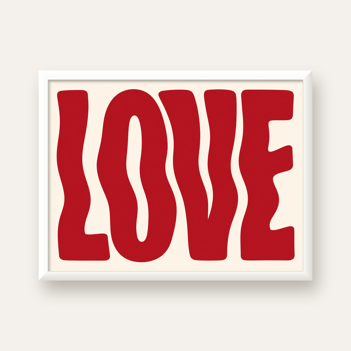 Dalgalı Kırmızı LOVE Yazılı Retro Minimal Poster — beyaz çerçeveli yatay poster